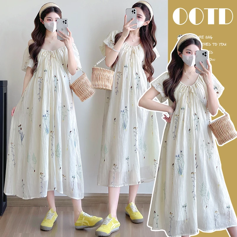 2025新款孕妇装宽松甜美夏刺绣连衣裙外穿中长款圆领裙子