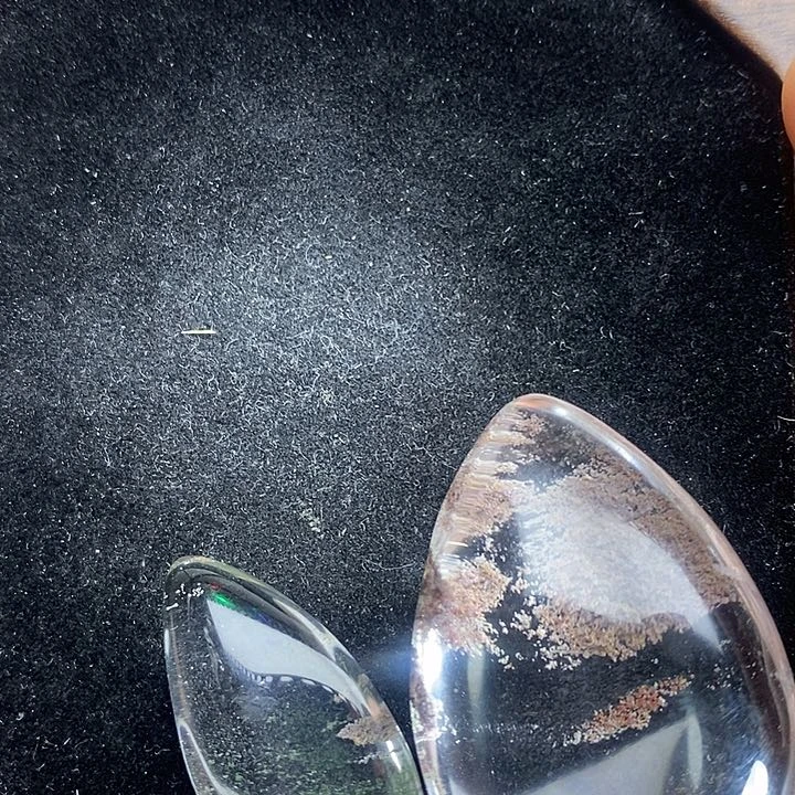 未镶嵌颈饰水晶一***?水晶