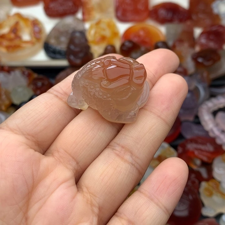 萍***逢玛瑙/玉髓颈饰未镶嵌