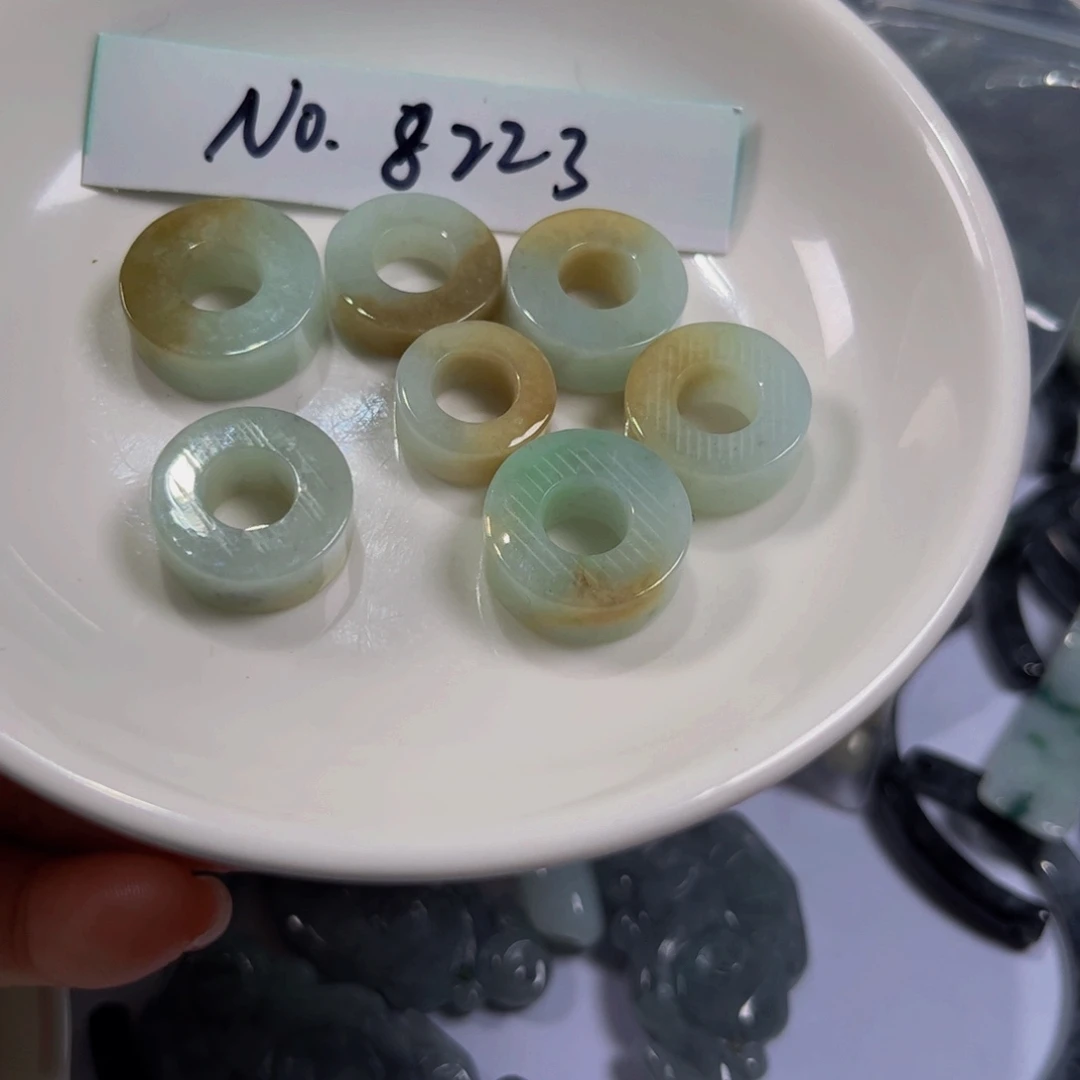 翡翠未镶嵌手串甜甜圈2个