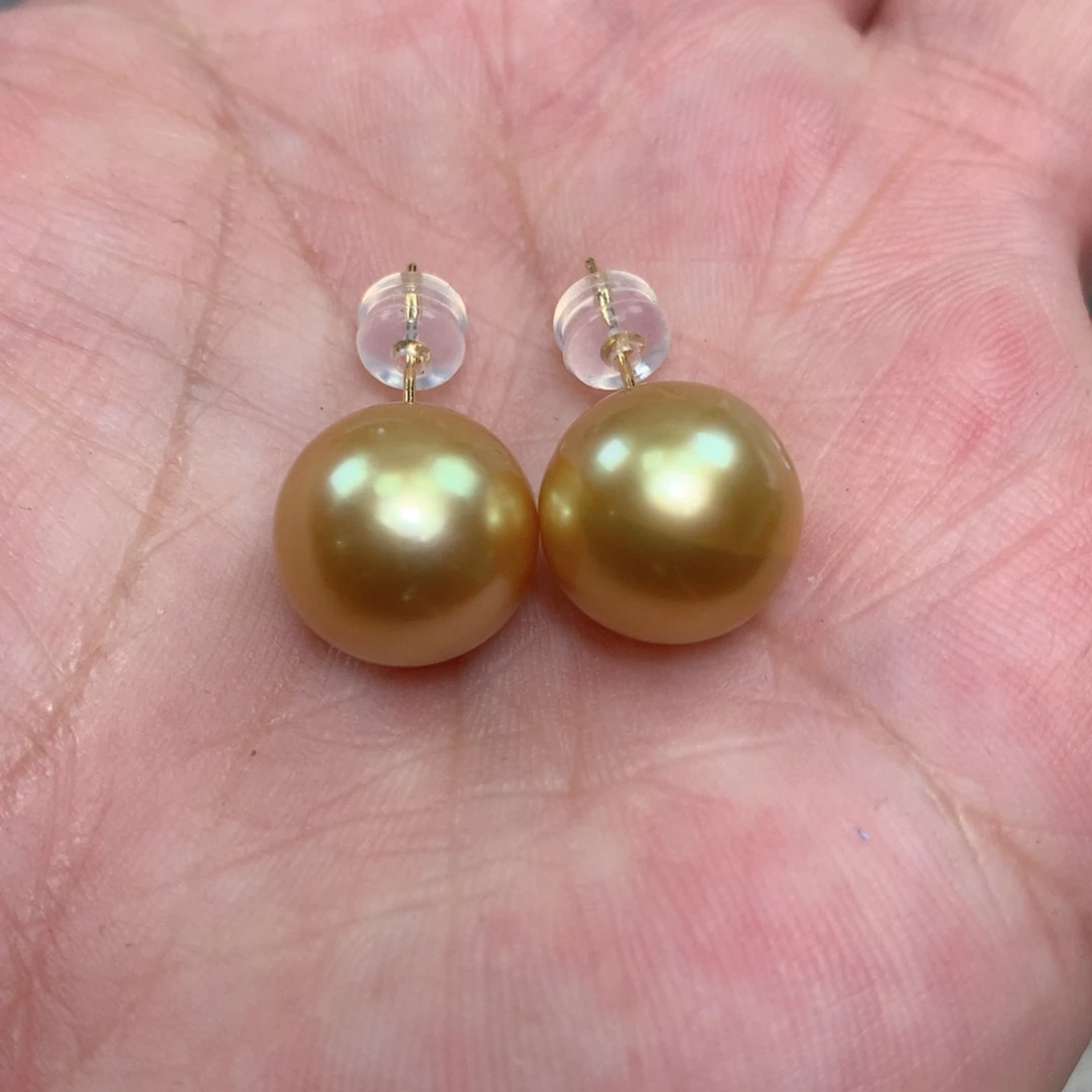 海水珍珠耳饰18K金镶嵌