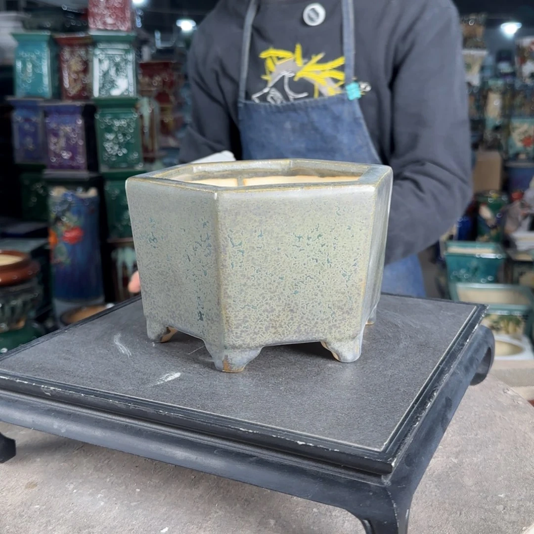 一风堂石湾花盆。