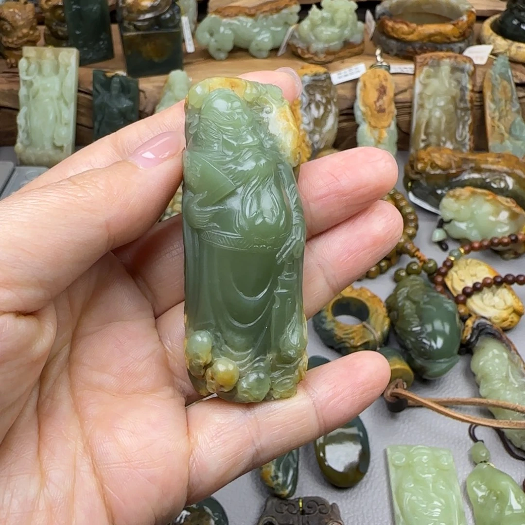 炭***客岫岩河磨玉（透闪石质玉）未镶嵌珠宝奇石