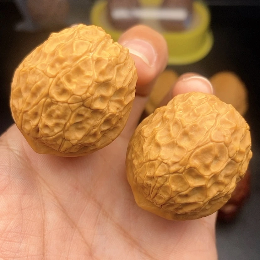 【闪购商品】把件文玩核桃39尺铁龙珠