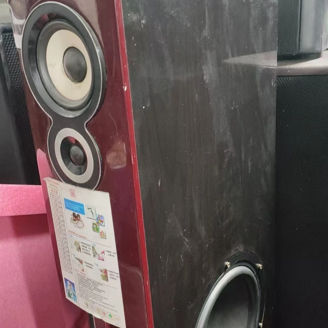 8新  有源书架音响一对，不包邮运费到付