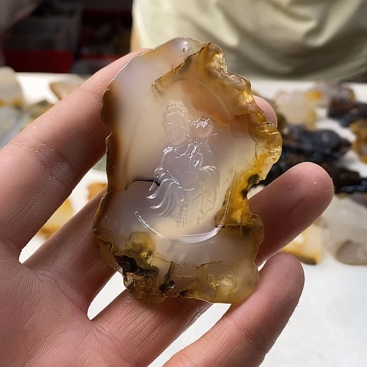 未镶嵌颈饰玛瑙/玉髓