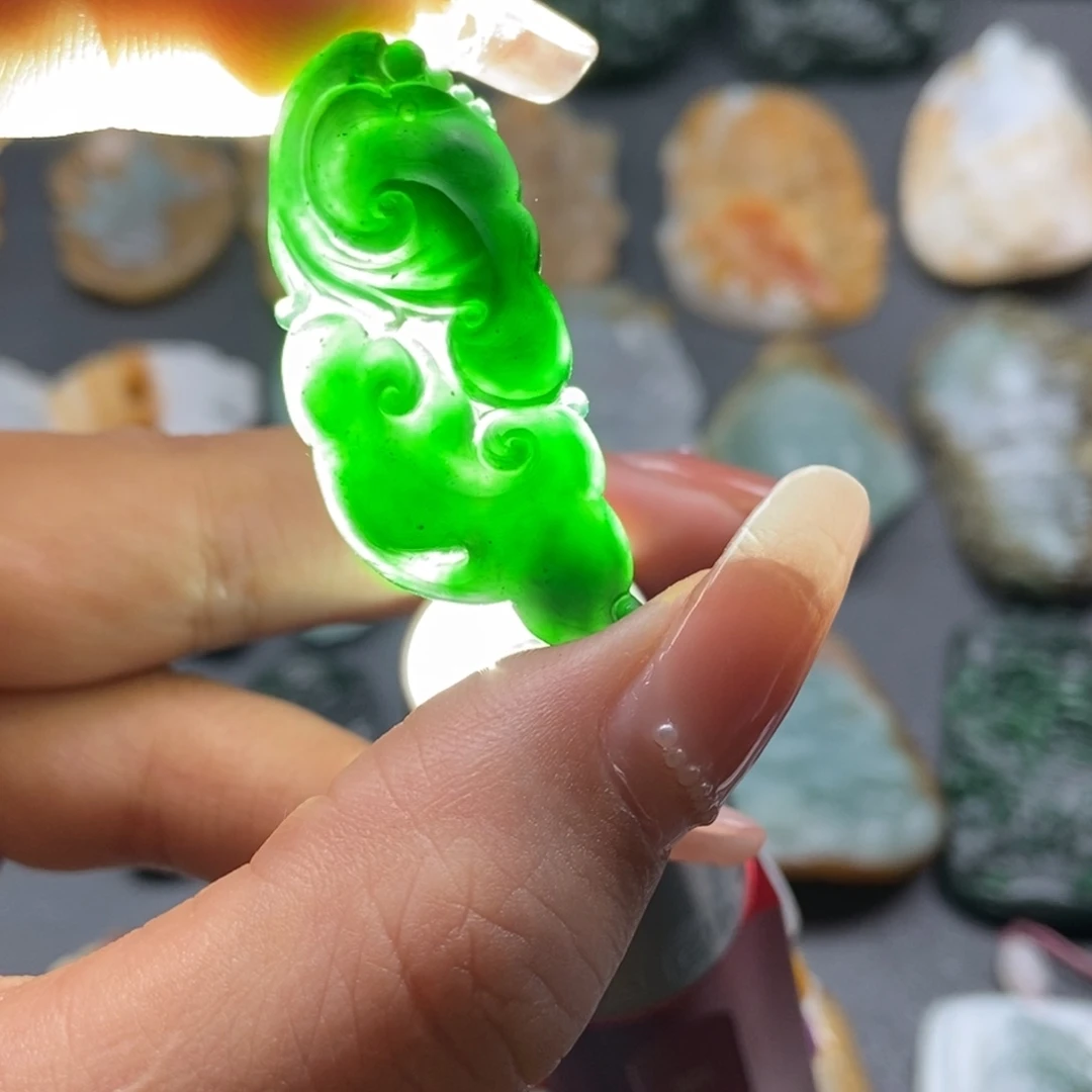 定制翡翠未镶嵌T如意