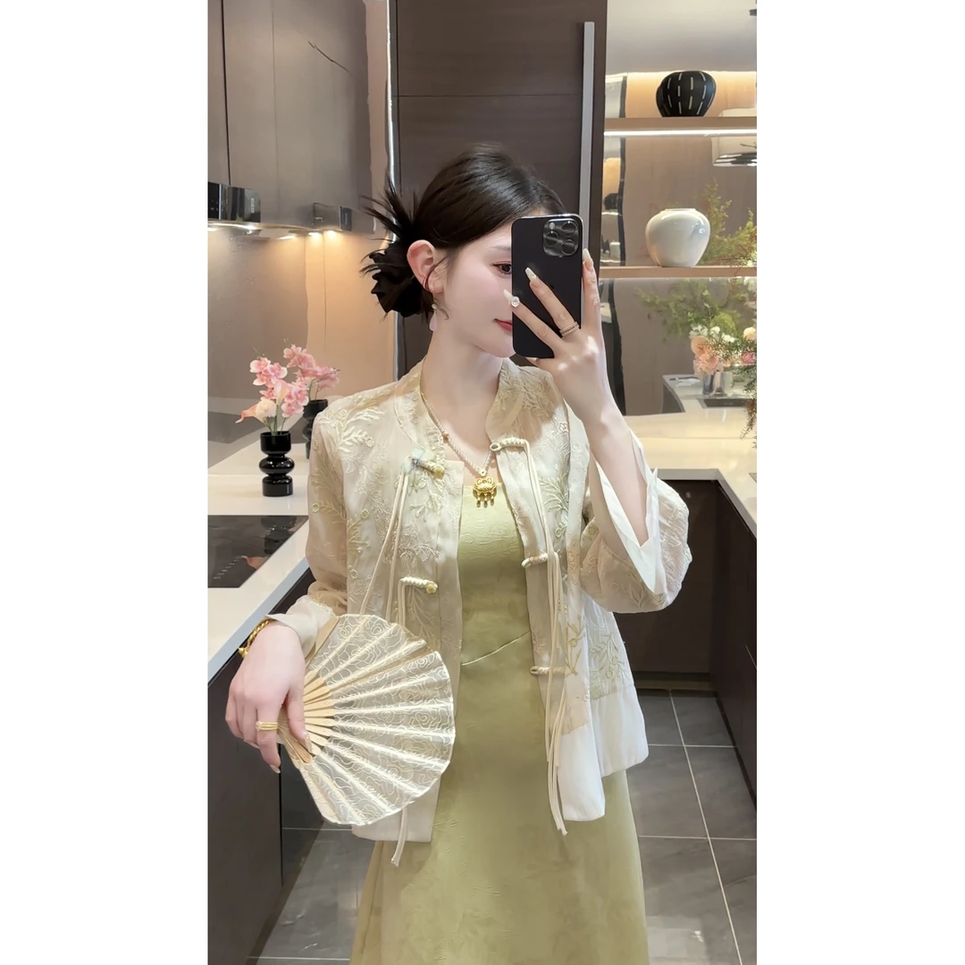 【周粥】【绿蝶】新中式刺绣立体蝴蝶双层上衣C4SY4706