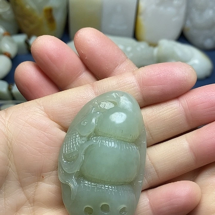 和田玉未镶嵌吊坠(不含链)