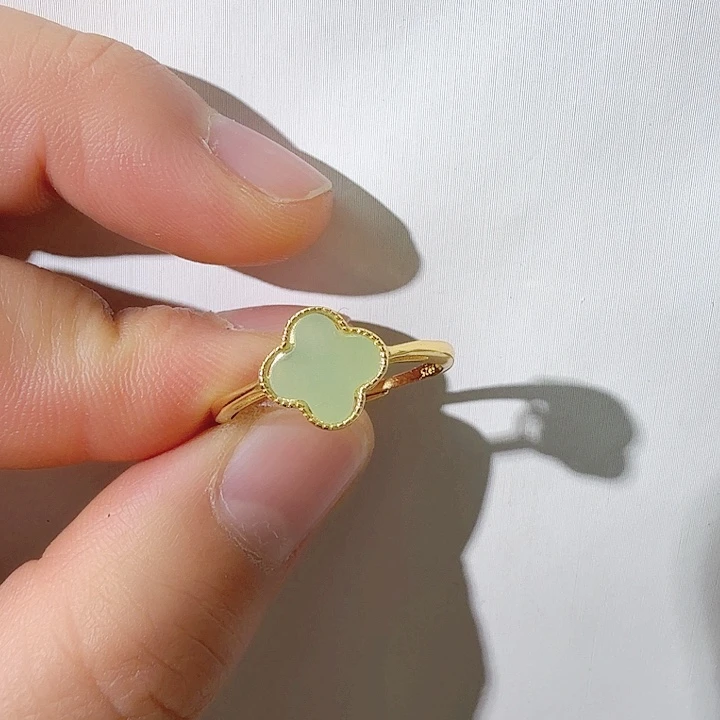 和田玉戒指银S925镀金镶嵌