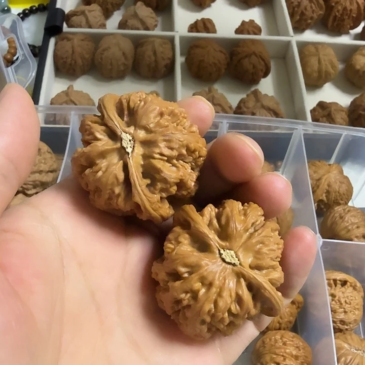 *****桃核吊坠45大粗筋文玩核桃