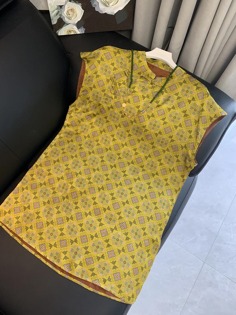 九月 四合如意-奥黛 新中式提花百搭宽松时尚无袖老钱风马甲裙