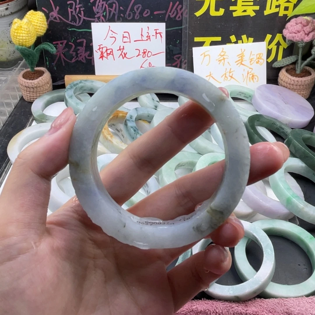 未镶嵌翡翠定制翡翠