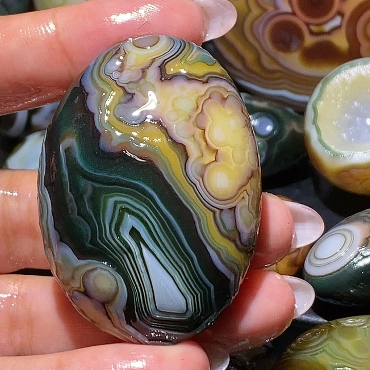 玛瑙/玉髓未镶嵌珠宝奇石11