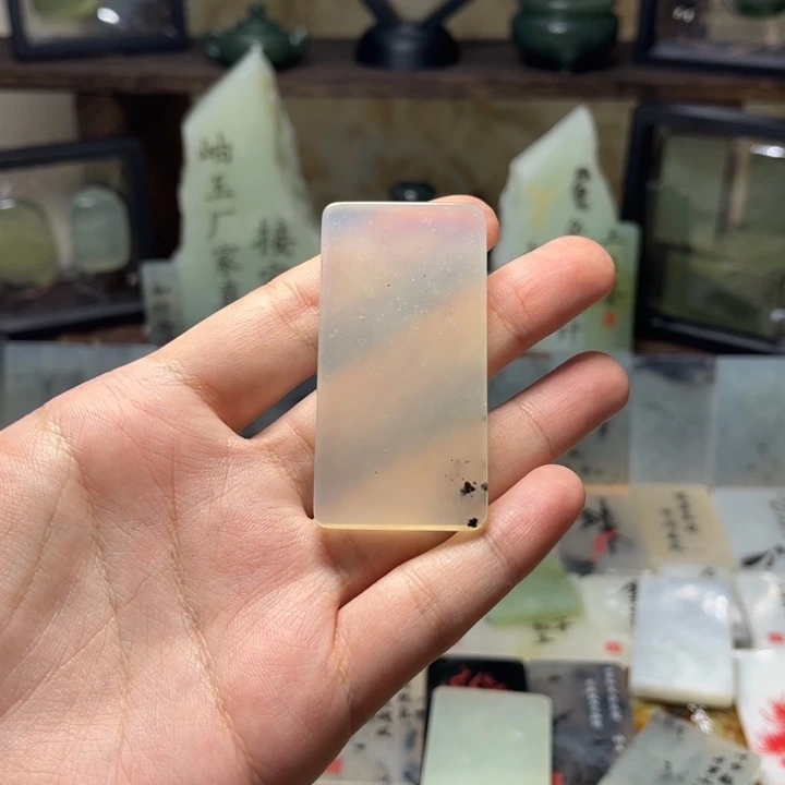 蛇纹石玉未镶嵌定制