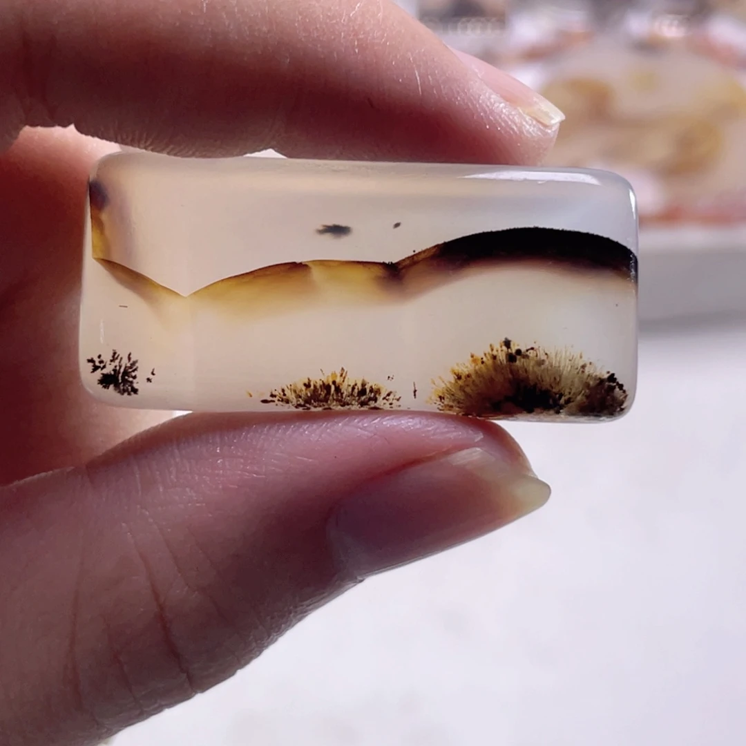 玛瑙/玉髓未镶嵌珠宝奇石