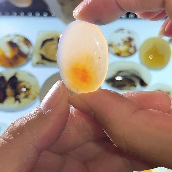 玛瑙/玉髓未镶嵌吊坠(不含链)