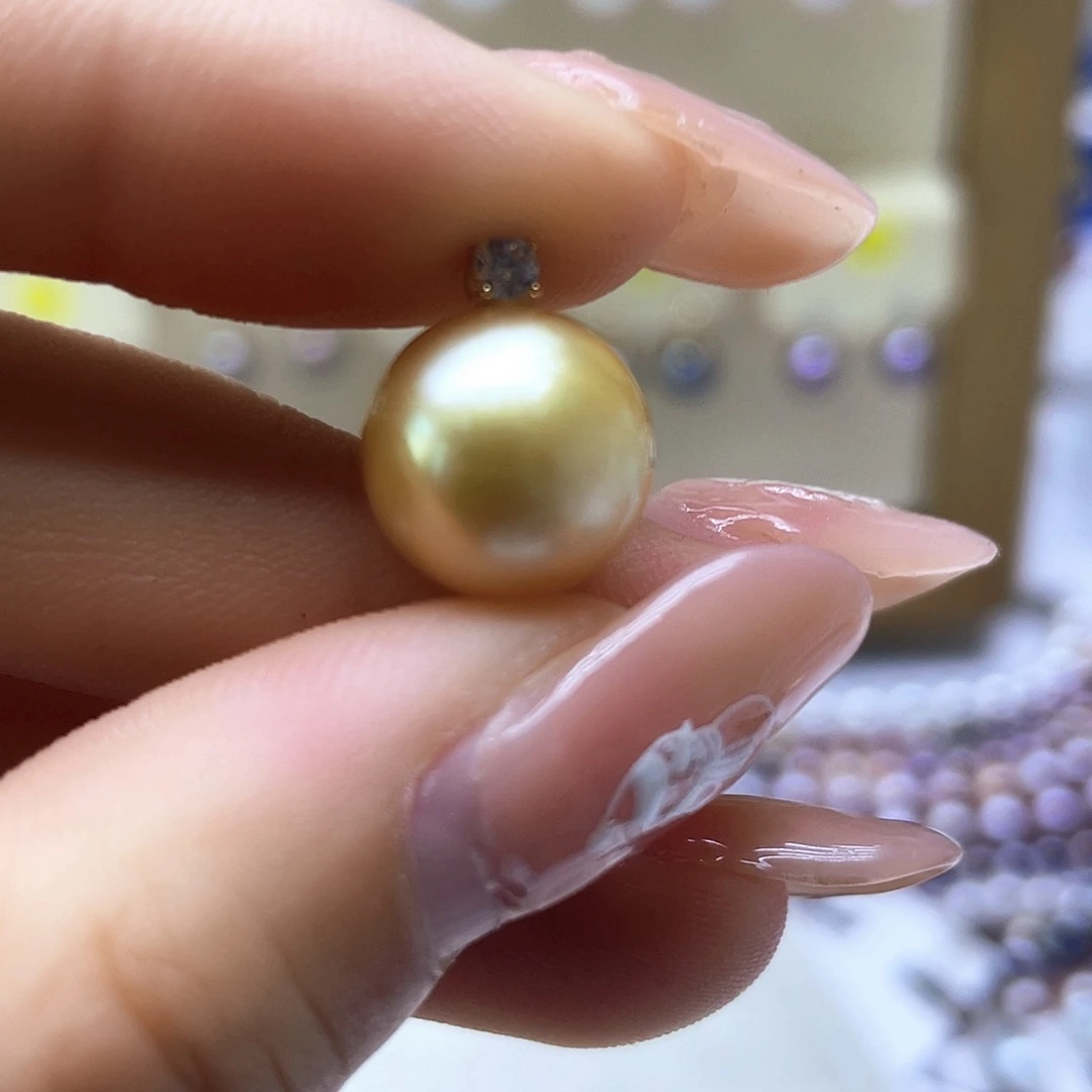 海水珍珠颈饰18K金镶嵌