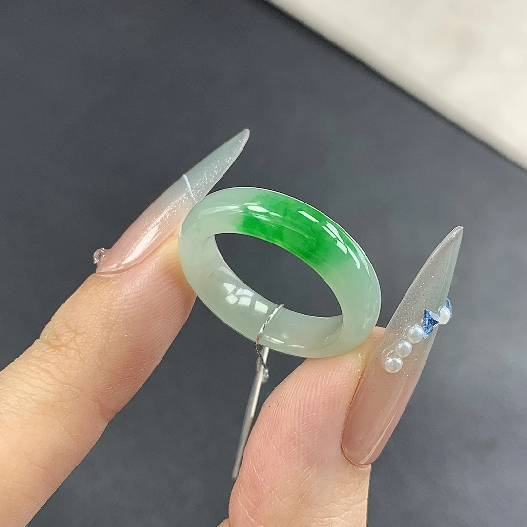 纯天然缅甸翡翠A货 15-16圈口 冰胶飘正阳绿翡翠指环戒圈戒指
