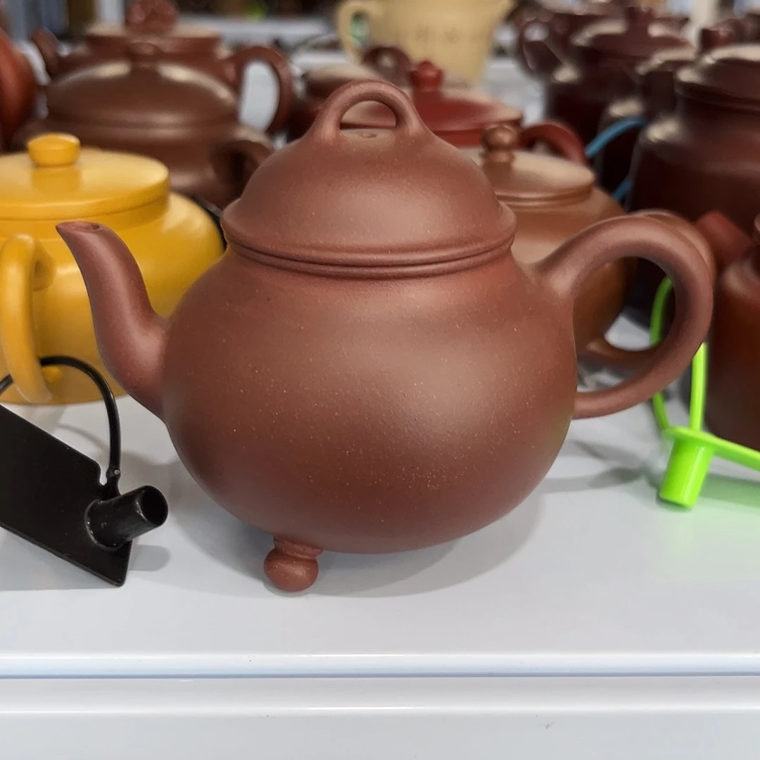 茶壶紫砂三足莲子