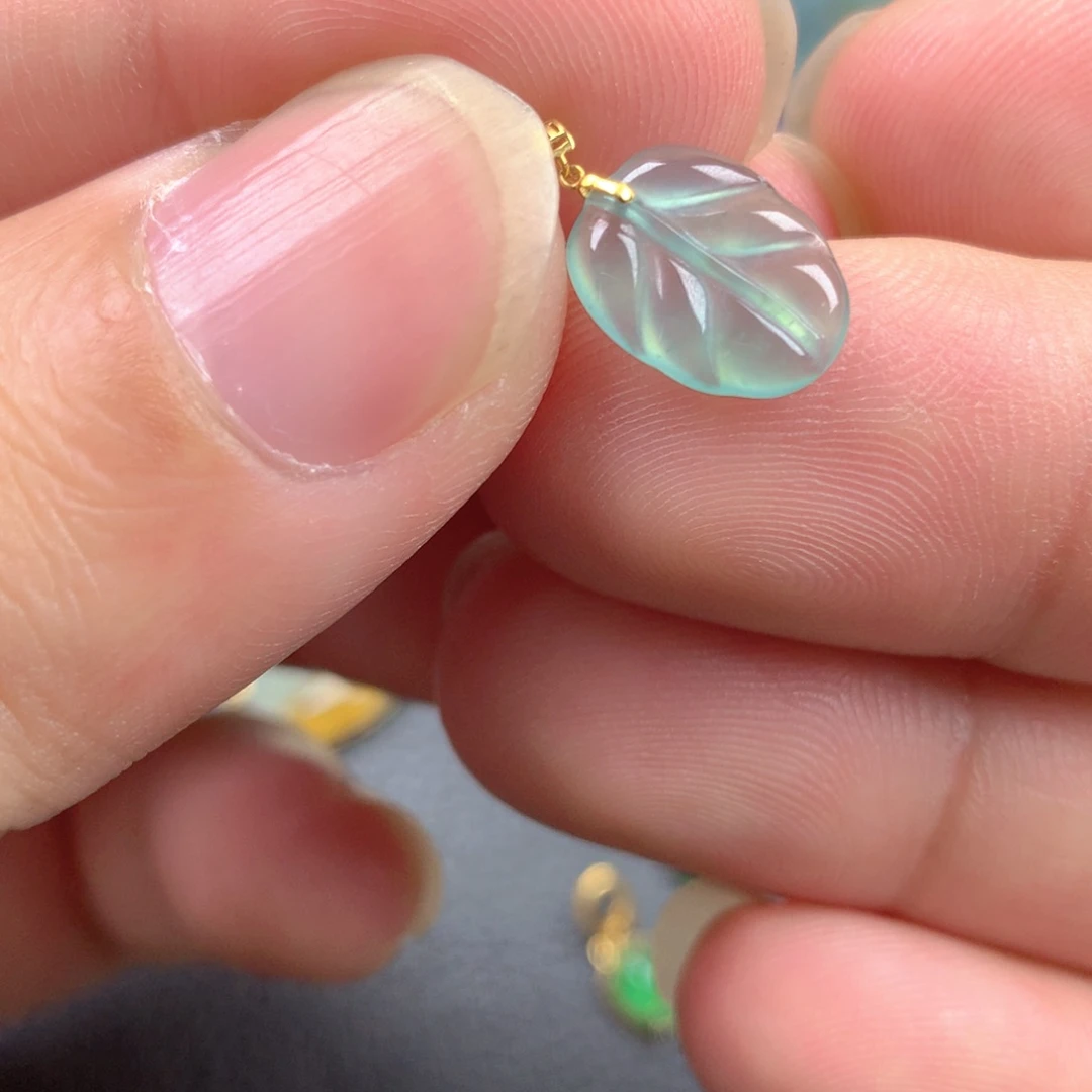 【闪购商品】翡翠18K金镶嵌颈饰翡翠