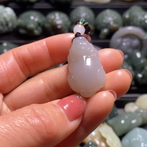 未镶嵌和田玉（糖玉）珠宝奇石