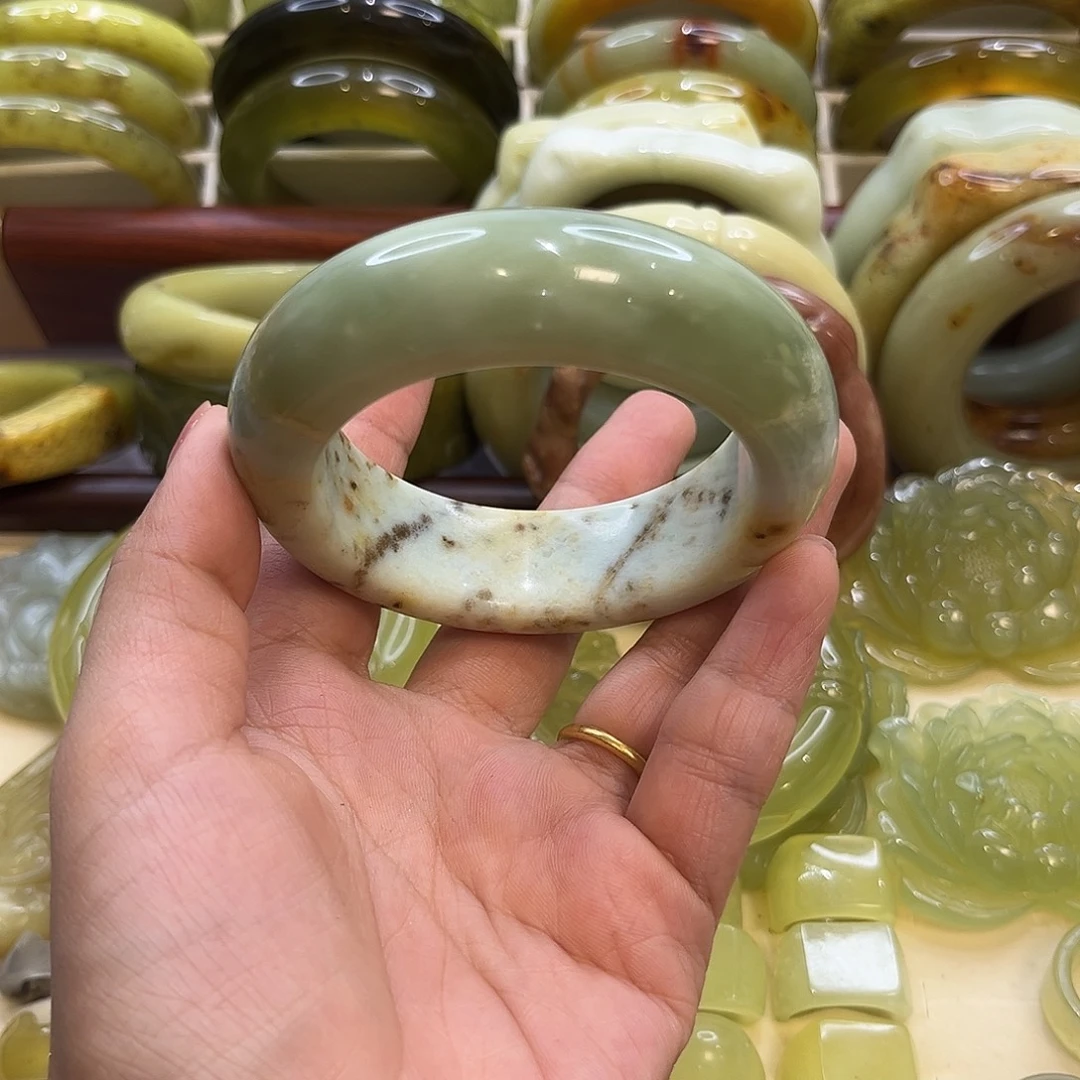 蛇纹石玉未镶嵌手镯2号56.5微瑕