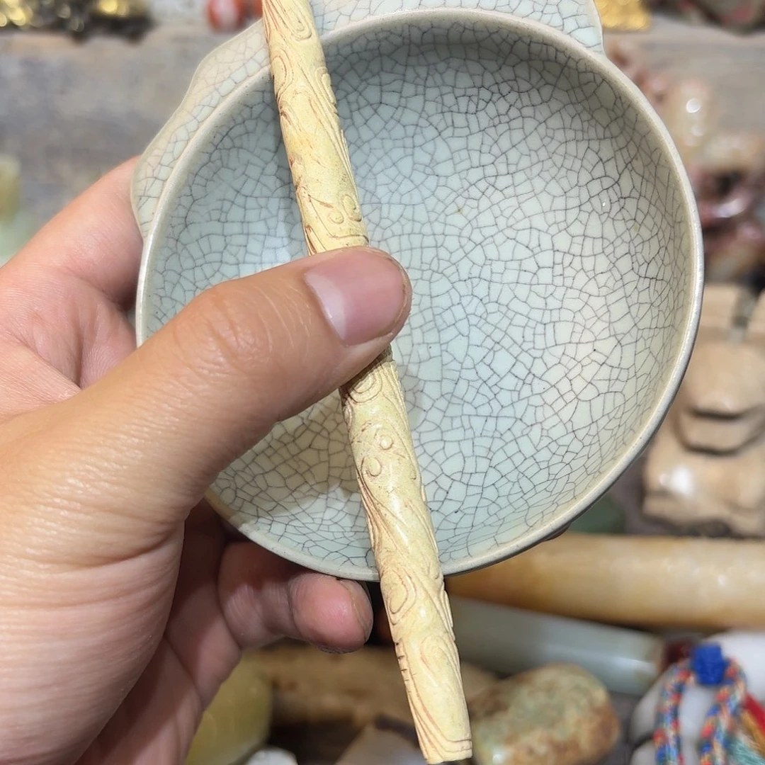 瓷片话*他经历了斤斤计较咯模棱两可快乐