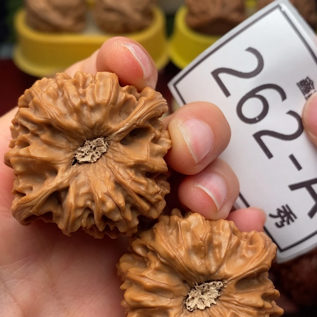 把件文玩核桃龙门涧40……