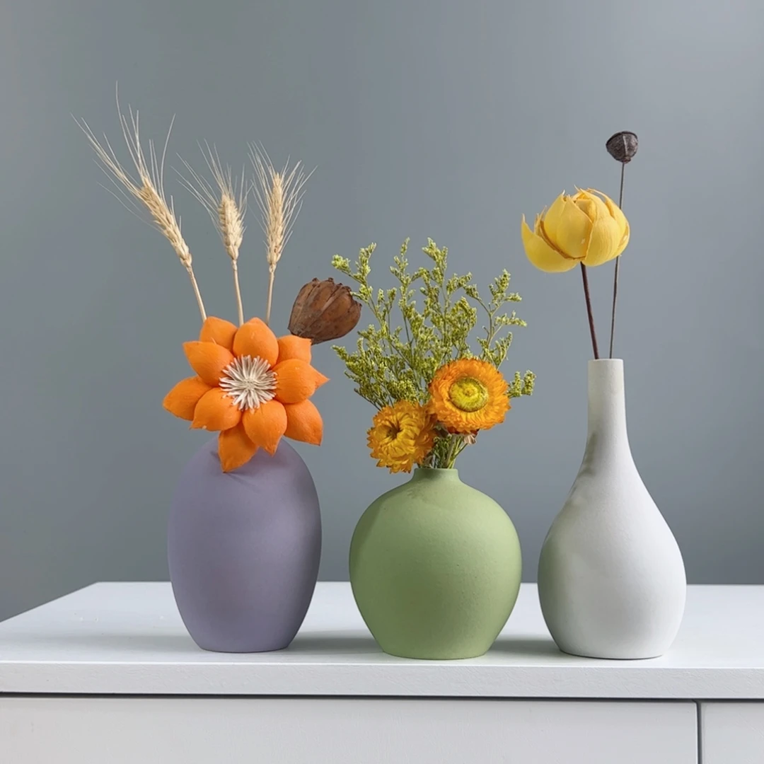 摆件陶瓷小花瓶摆件含花总高约20-30cm