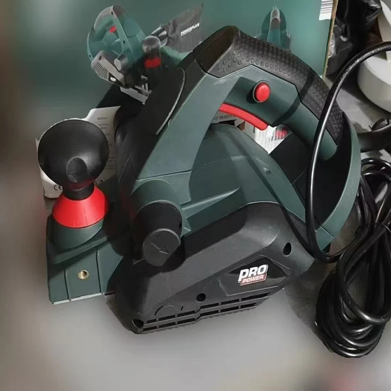 外贸品牌绿色6斤半电刨适用于大面积刨削工作