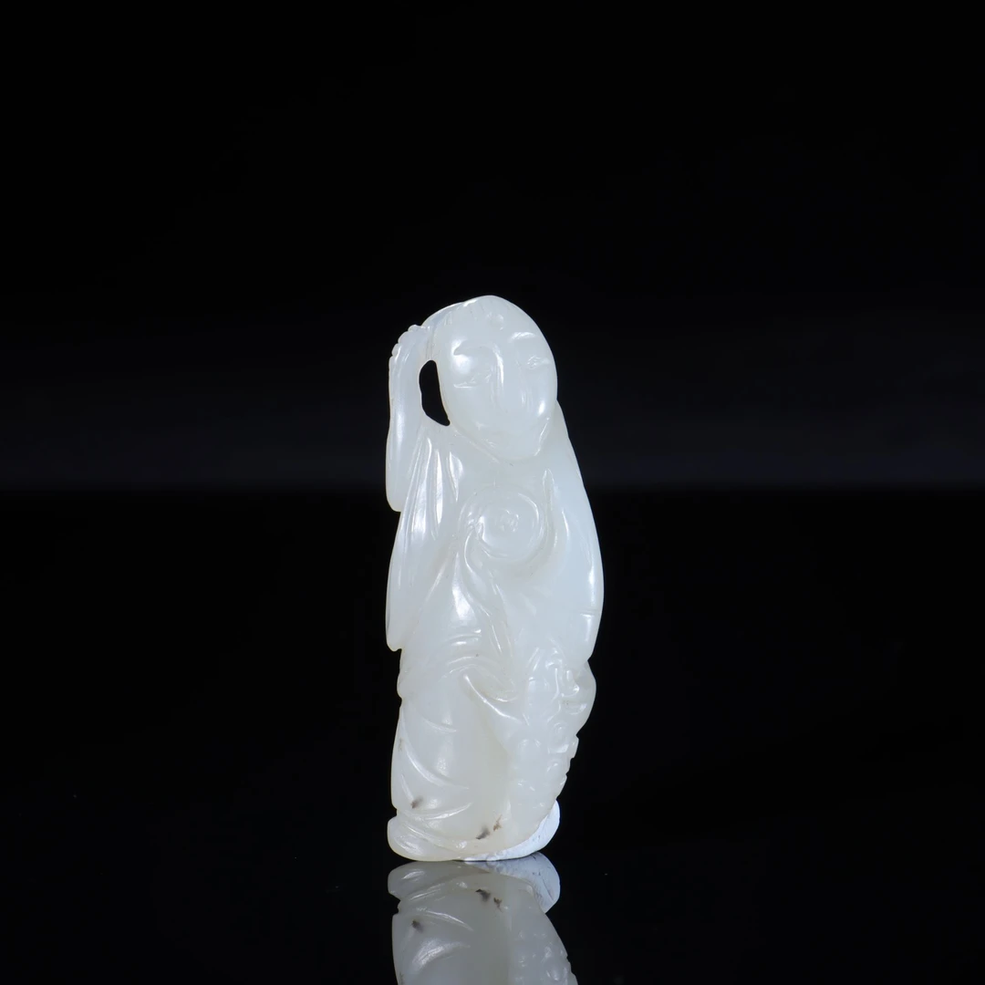 Lot.6305 8019 清 玉刘海戏金蟾 H:6cm