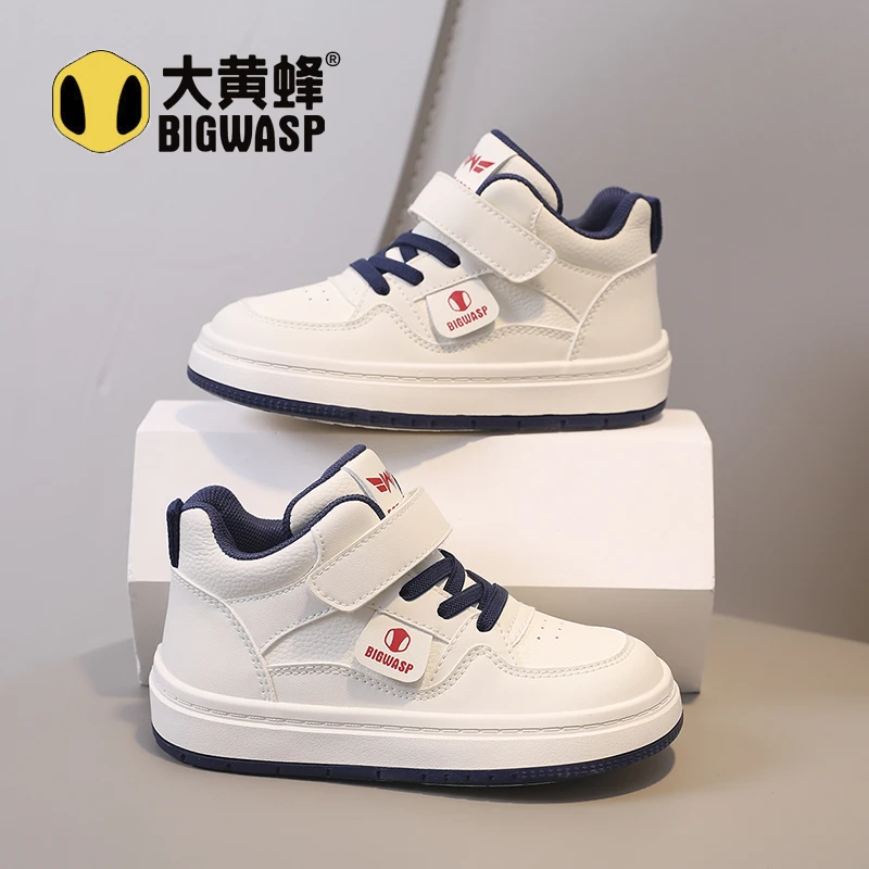 大黄蜂儿童中高帮板鞋2025秋季新款软底男女童鞋子运动休闲童鞋潮