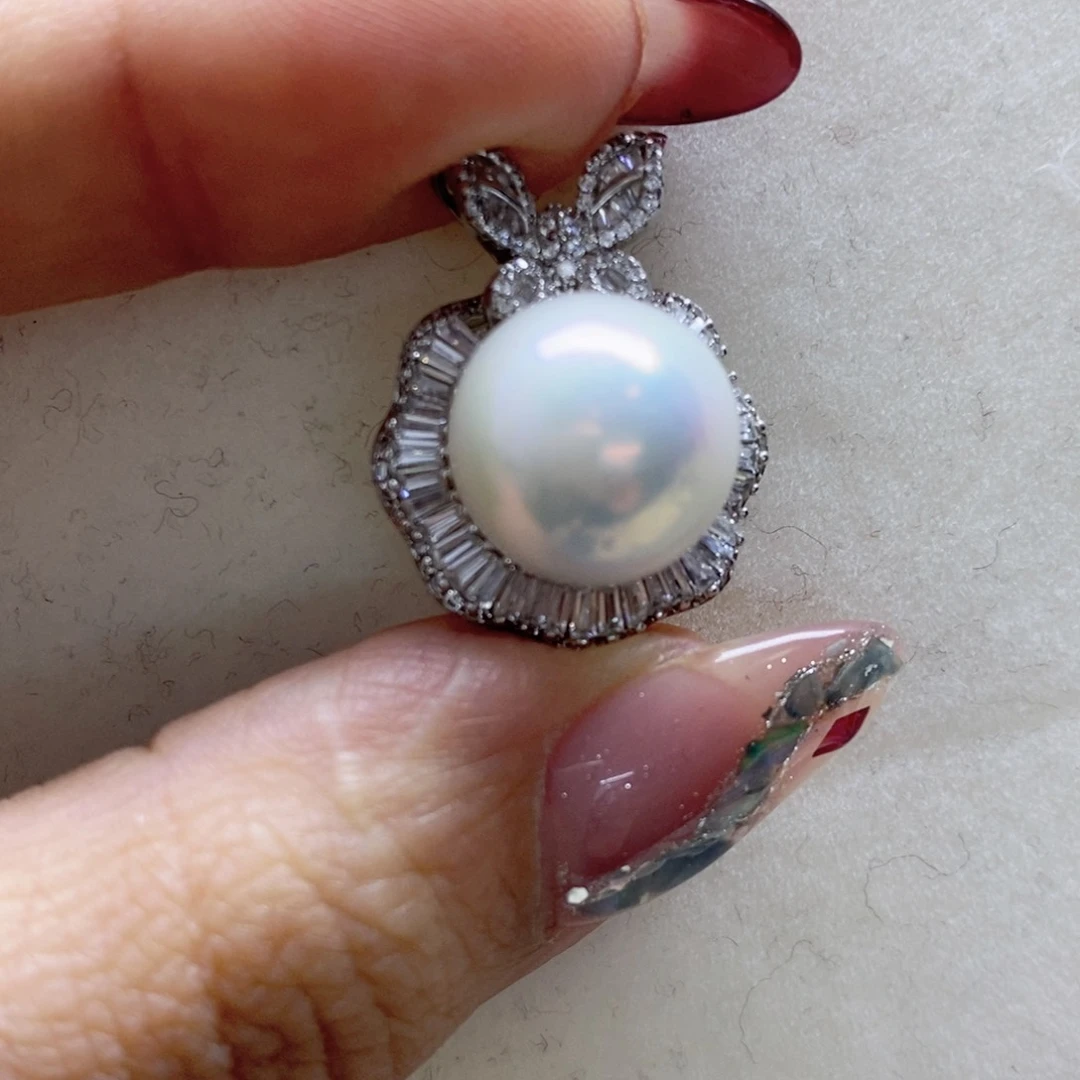 淡水珍珠吊坠(赠链)银S925镶嵌G****u