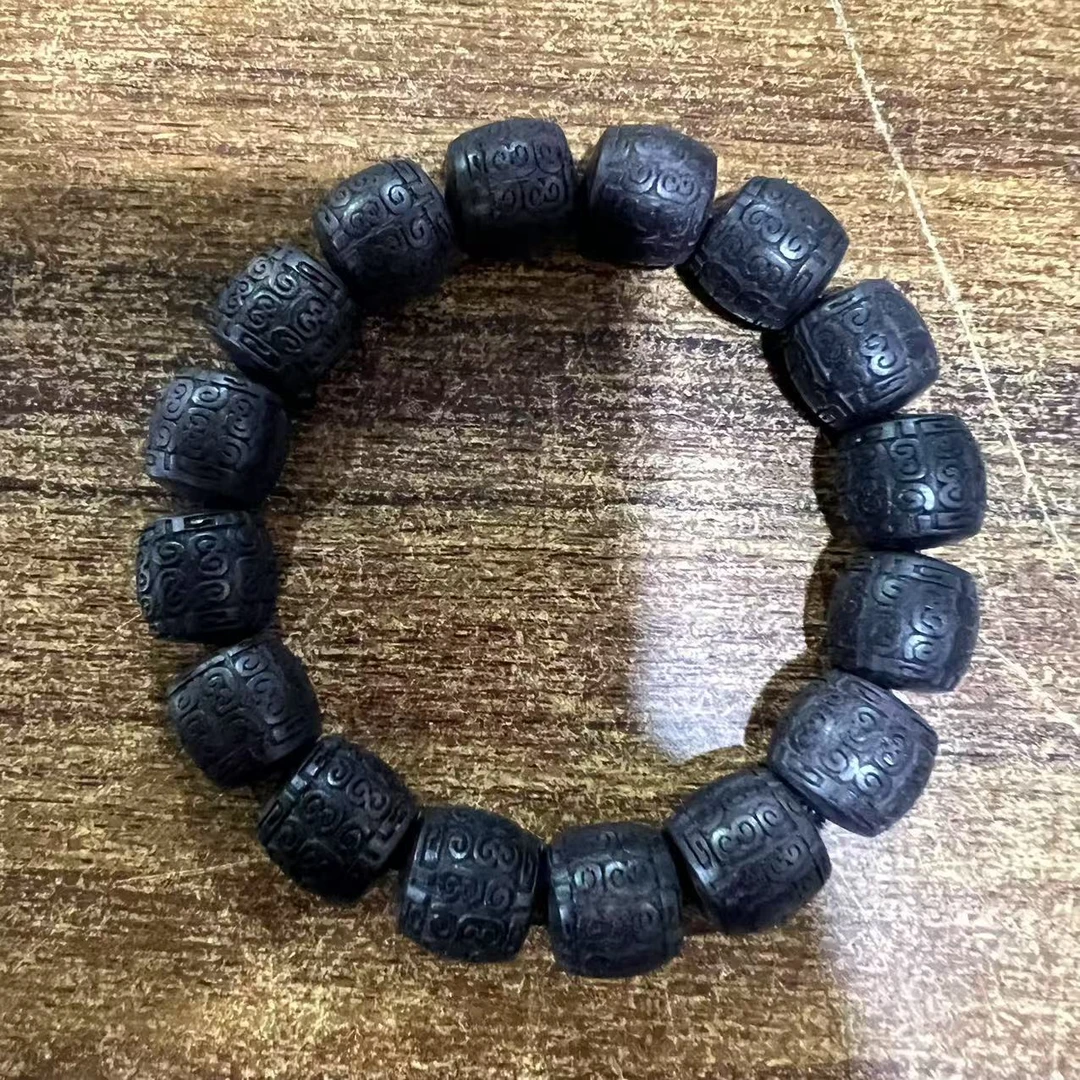 精品神龙木手链丫3675