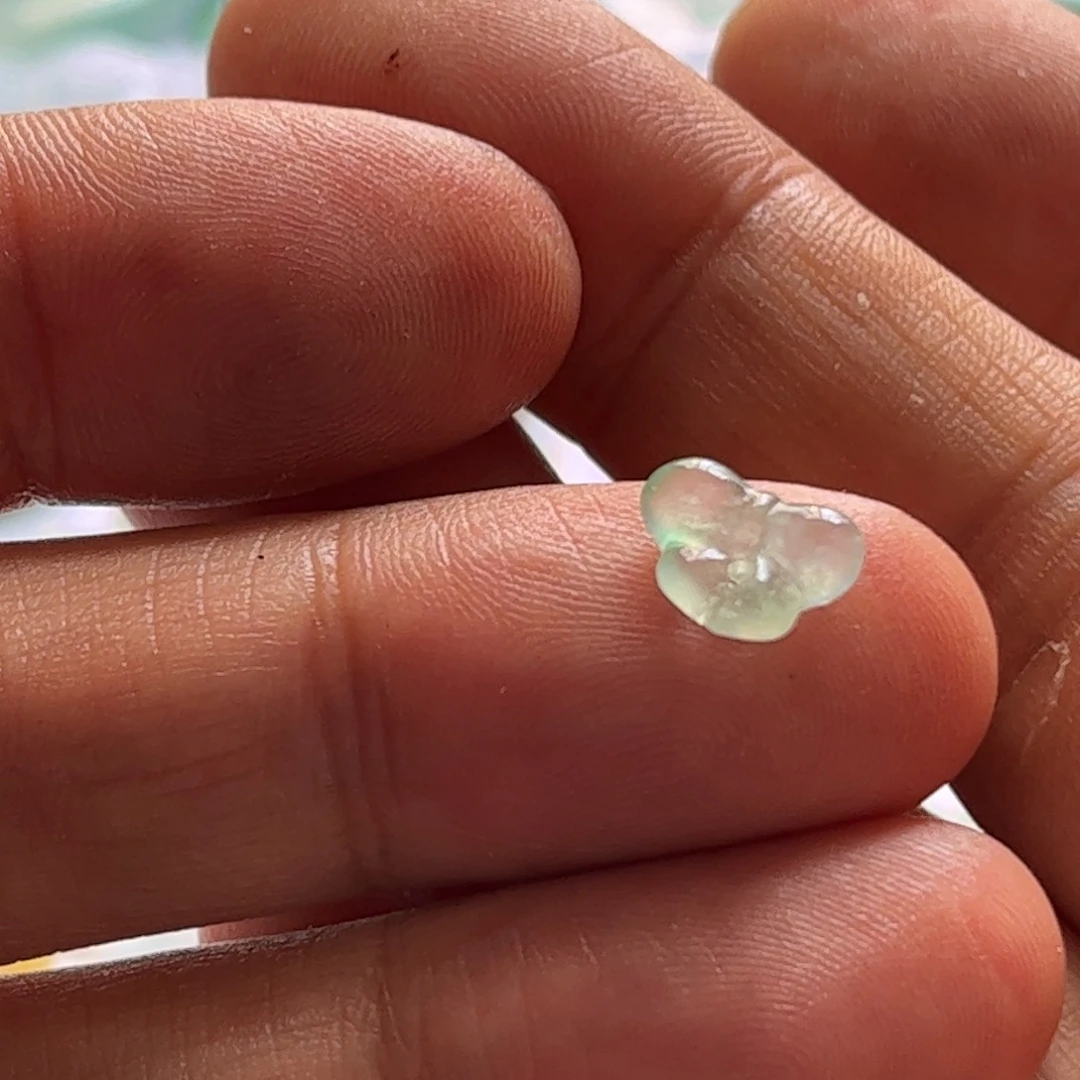 未镶嵌定制翡翠蝴蝶