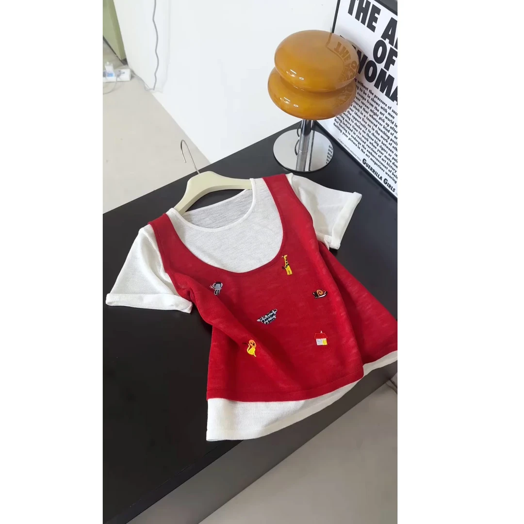 韩系红色假两件正肩短袖T恤女2025夏季欧货刺绣撞色显瘦内搭上衣