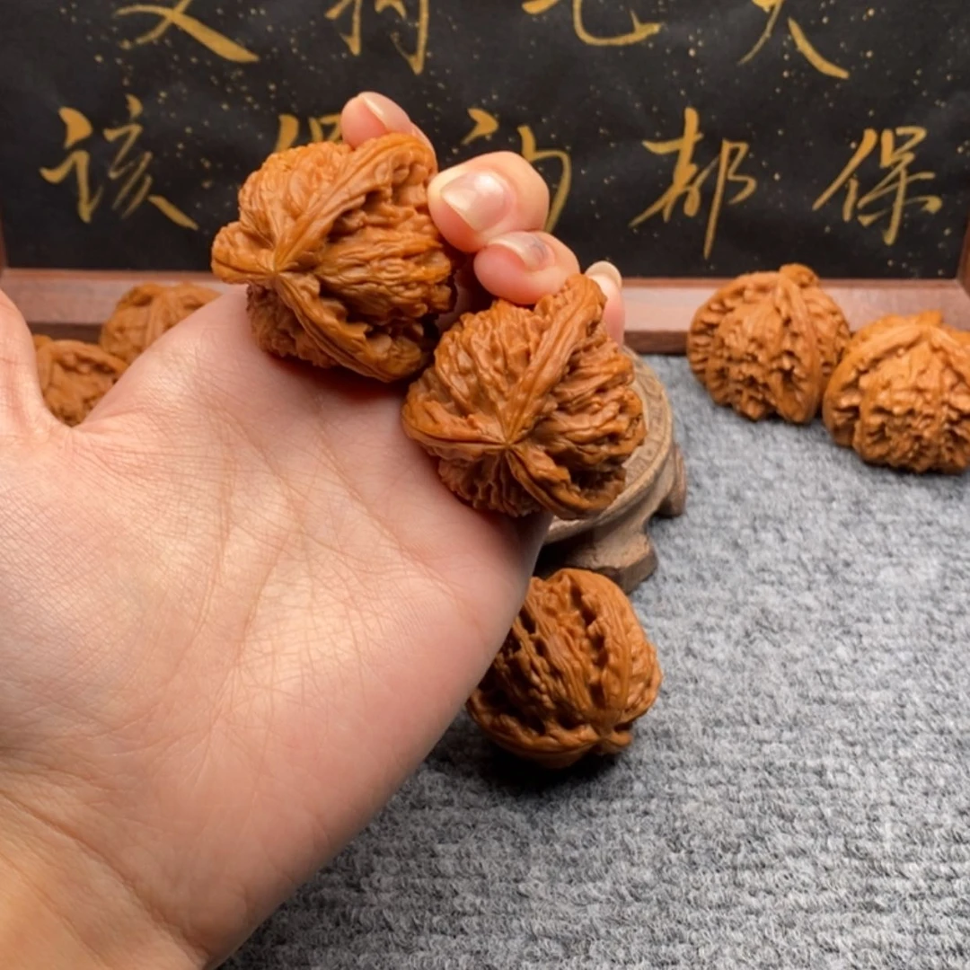 【闪购商品】吊坠文玩核桃余*