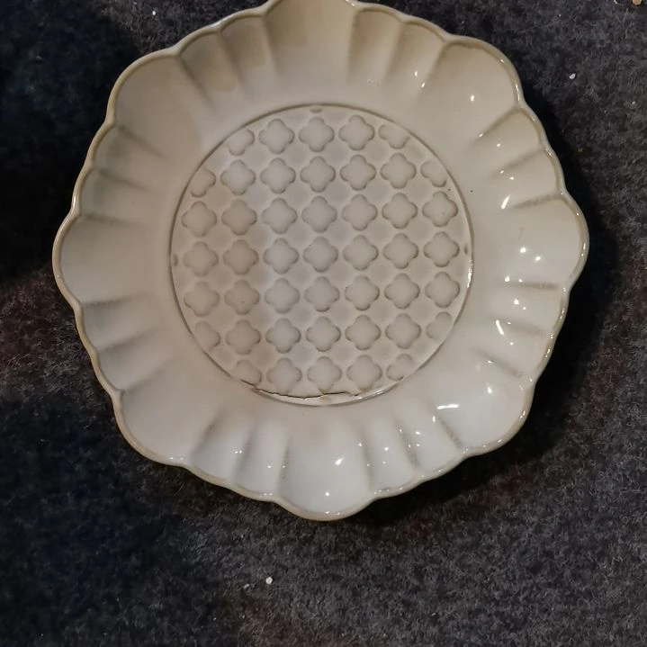 瓷片微瑕太阳花八寸深盘两个一组