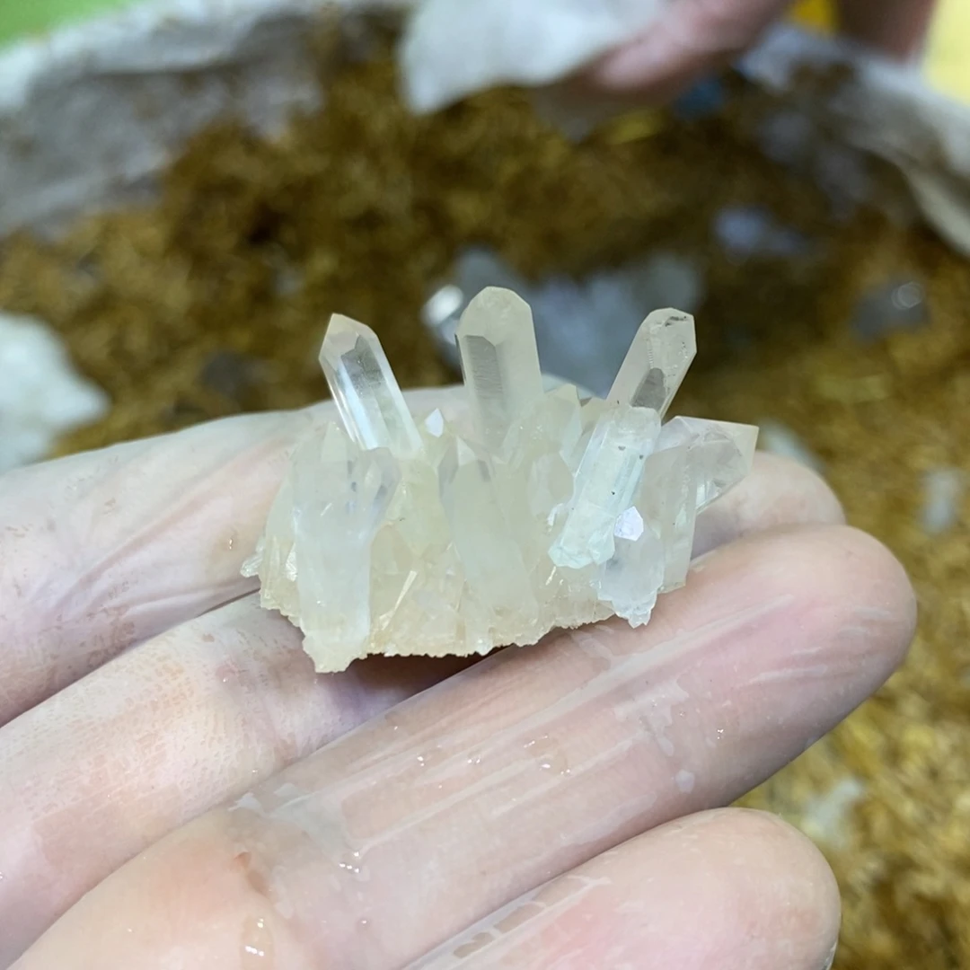 水晶原石摆件未镶嵌水晶