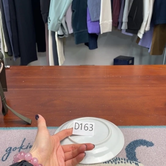 瓷片20升黄色。。。。。。。。。。。。。。。。。