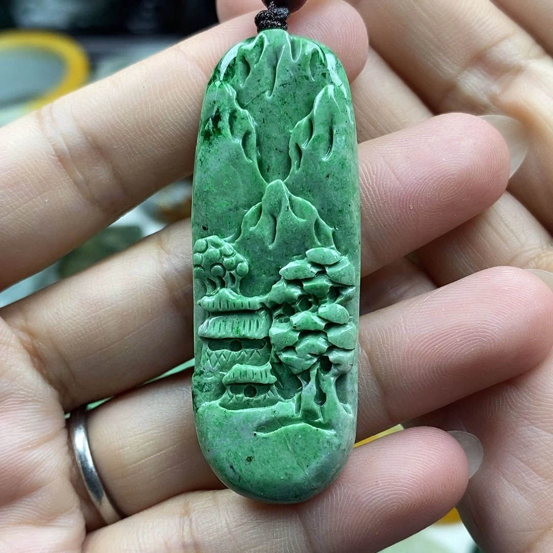 颈饰未镶嵌翡翠牌子