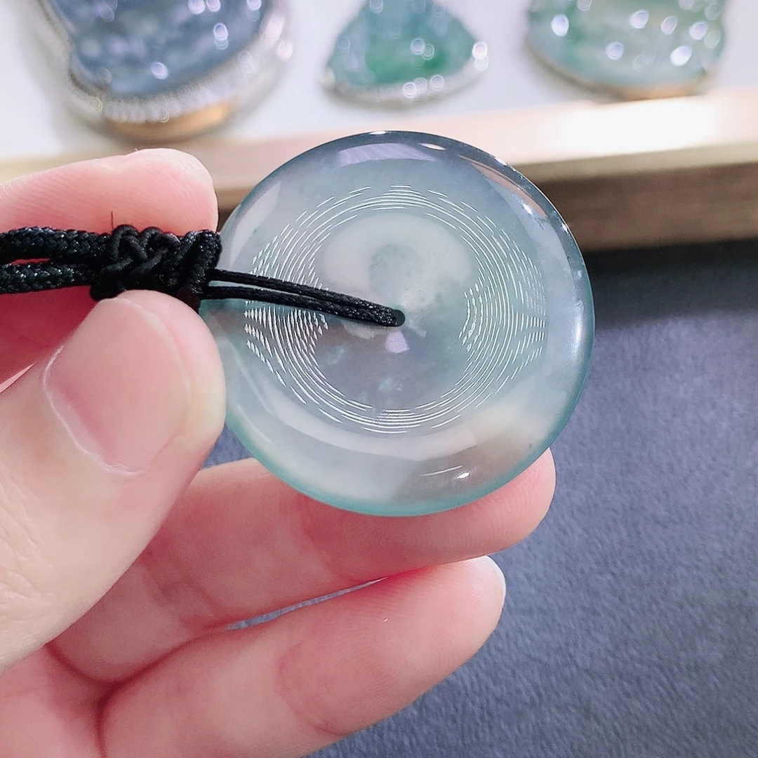 翡翠未镶嵌挂件翡翠