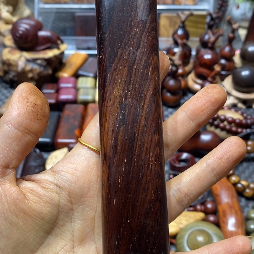 微凹黄檀（南美大红酸枝）依*瑕疵