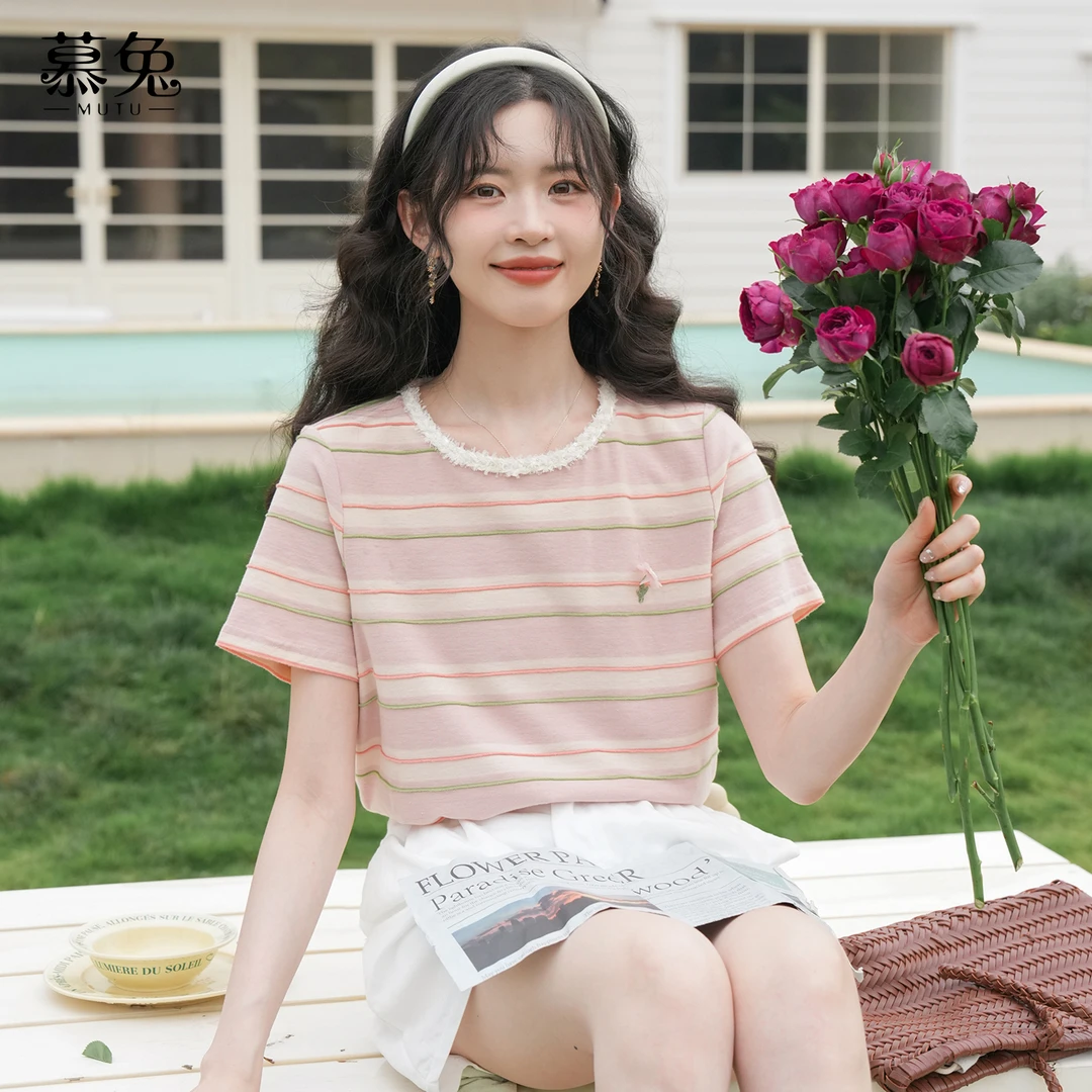 慕兔甜美彩虹条纹短袖t恤女2025夏季新款小个子立体花朵宽松上衣