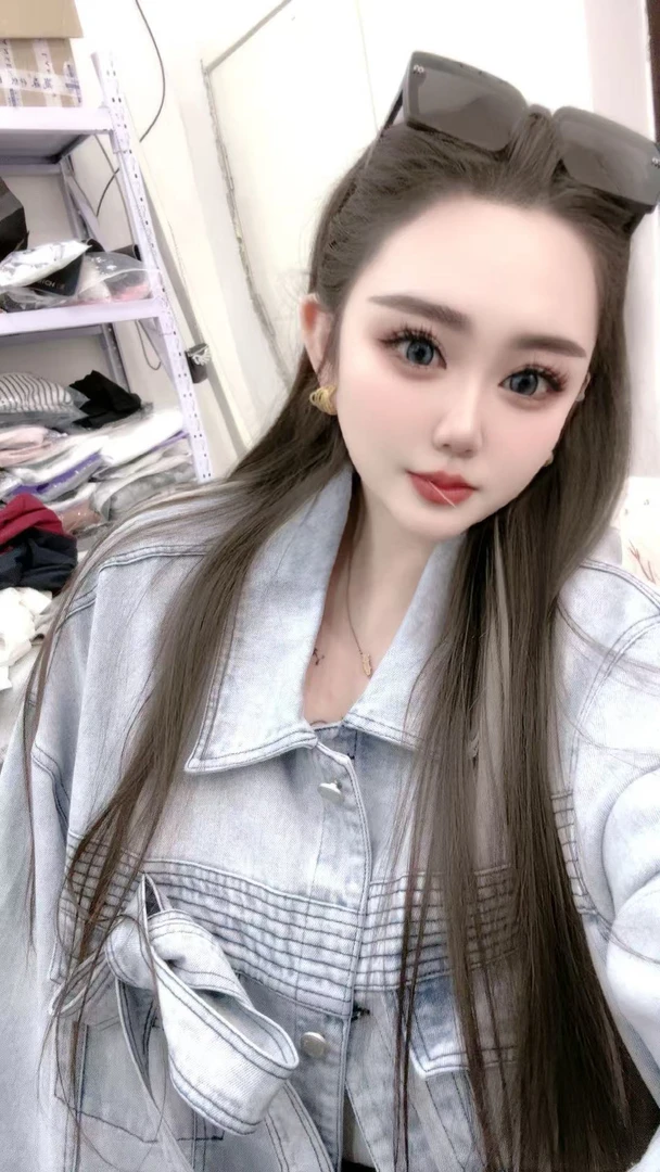 W阿薇•蝴蝶结牛仔外套