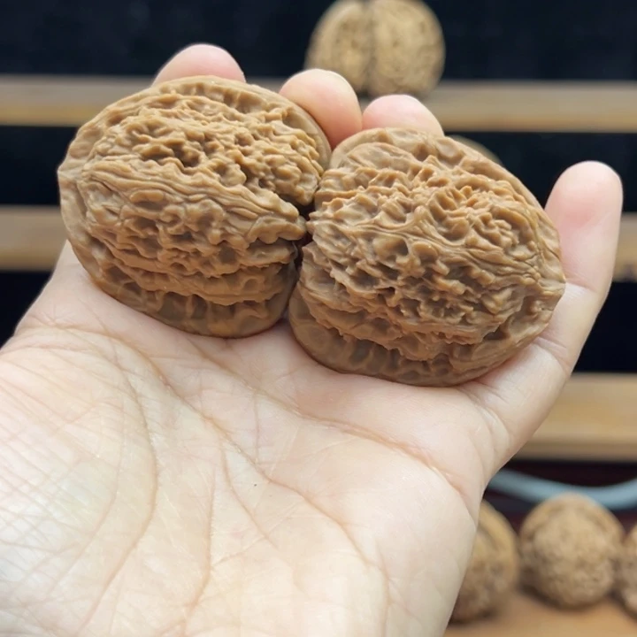 陈***陌涿鹿南京石文玩核桃