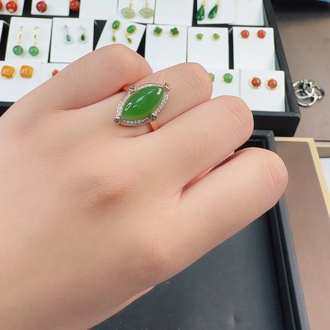 和田玉（碧玉）银S925镶嵌戒指马眼戒