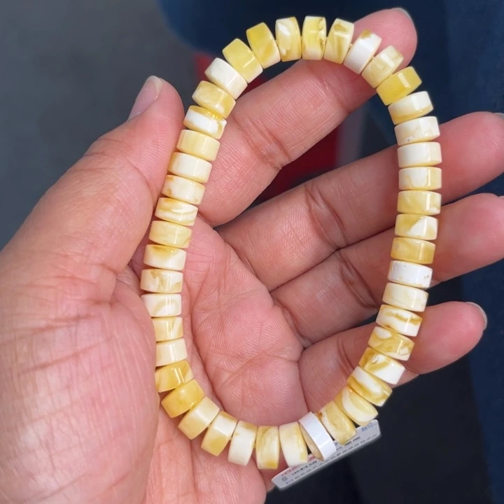 未镶嵌琥珀珠宝奇石M101号8+瓷白妖花