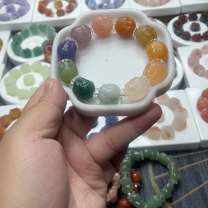 石英质玉（非洲翠）合金手串